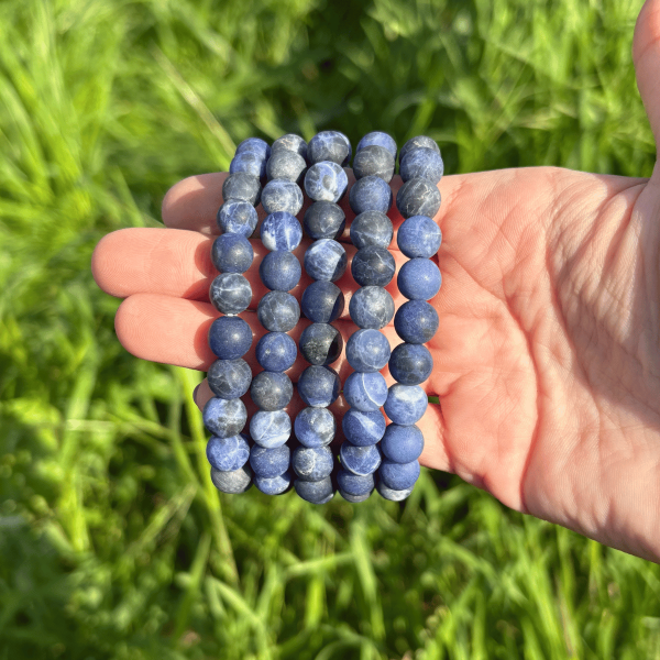 Bracelet 8mm en sodalite dépolie