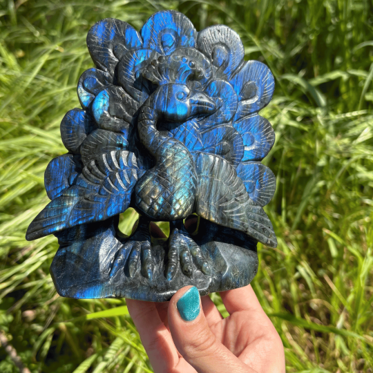Paon en labradorite de Madagascar