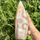 Forme libre en agate fleur de Madagascar