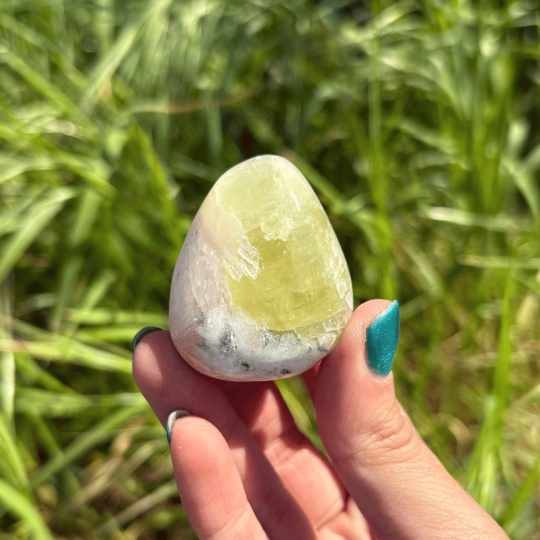 Pierre Roulée Apophyllite Verte et Stilbite | La Mine de l'Hérault