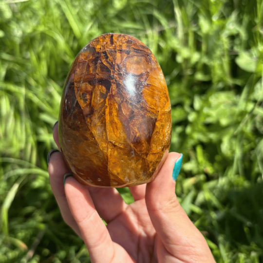 Forme libre en quartz golden healer de Madagascar
