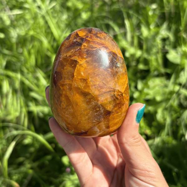 Forme libre en quartz golden healer de Madagascar