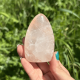 Forme libre en quartz hématoïde de Madagascar