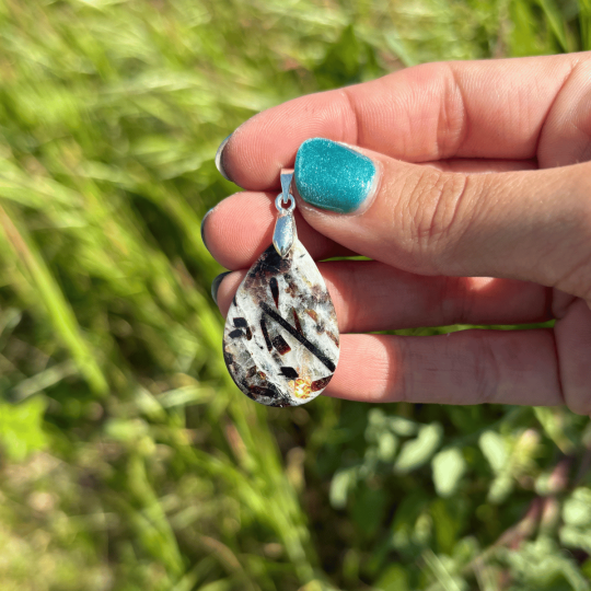 Pendentif en astrophyllite