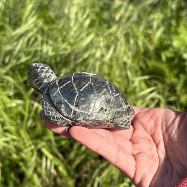 Tortue en pyrite