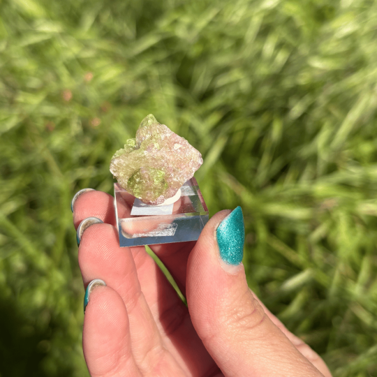 Vésuvianite du Canada