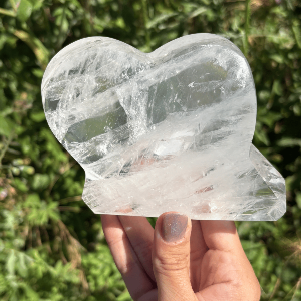 Coeur en cristal de roche du Brésil