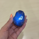 Ambre bleu d'Indonésie sous lumière ultraviolets