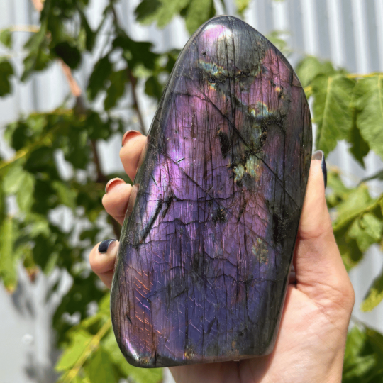Forme libre labradorite de Madagascar