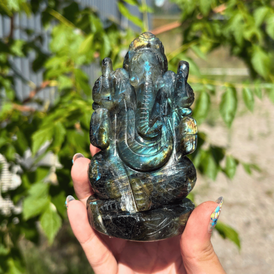 Ganesh en labradorite