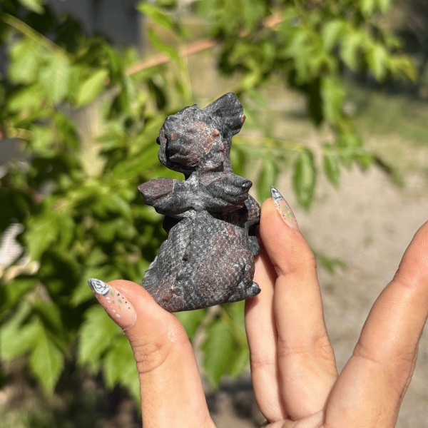Dragon en grenat