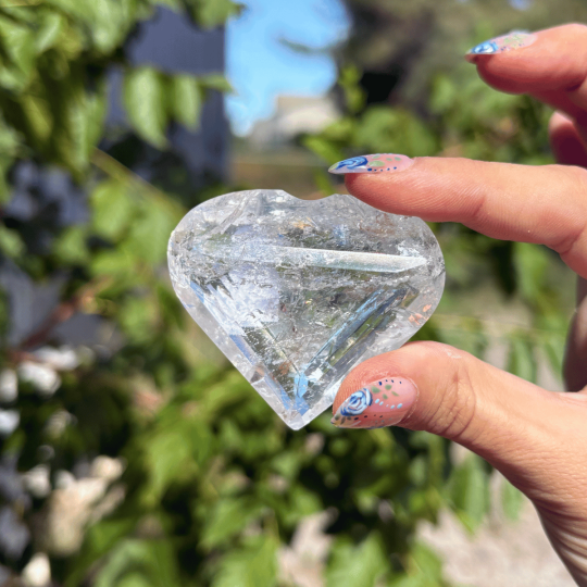 Coeur facetté en cristal de roche