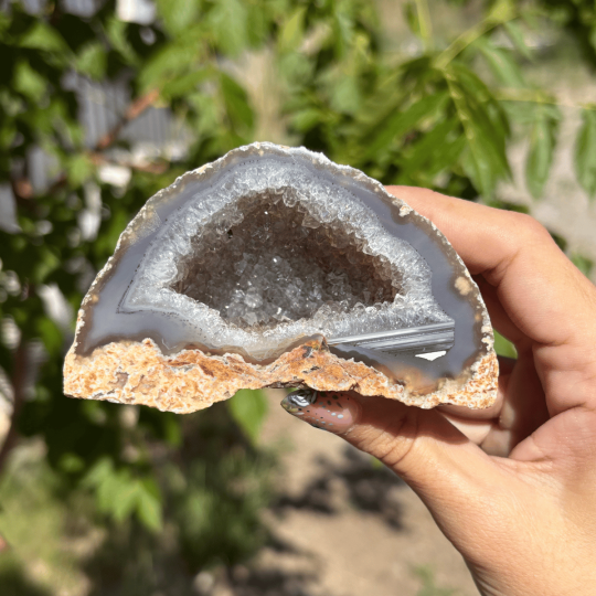 Géodhinos (agate et quartz) Brésil