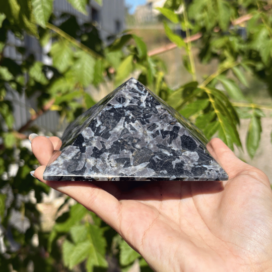 Pyramide gabbro