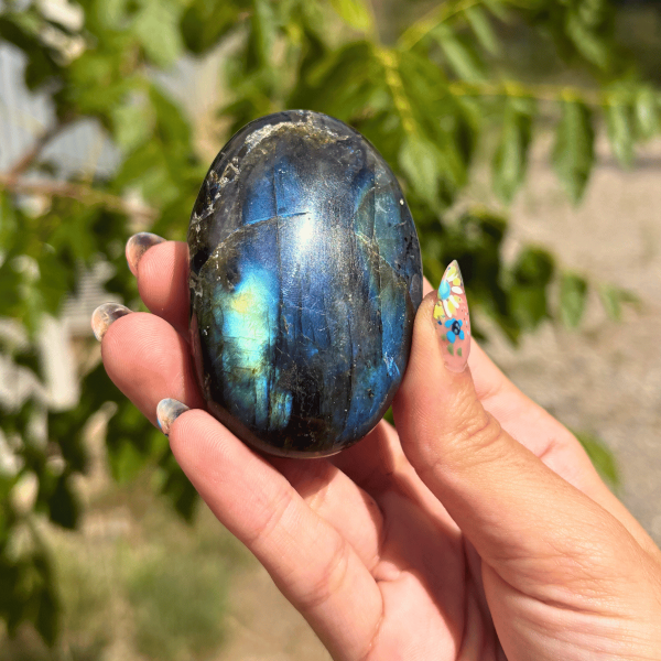Galet en labradorite