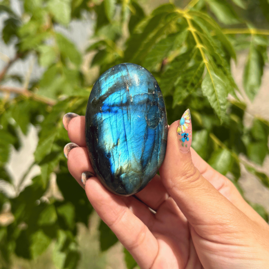 Galet en labradorite